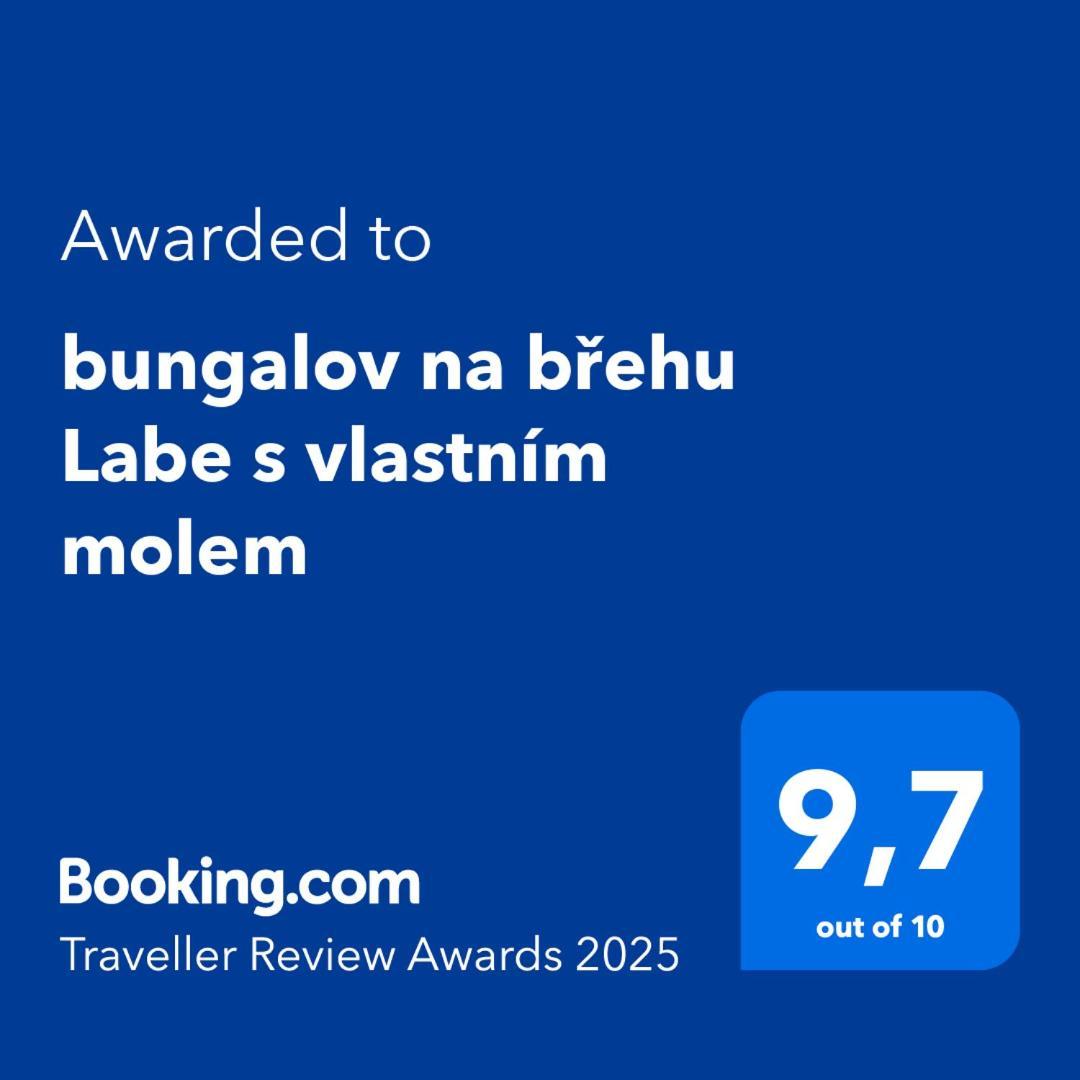 Bungalov Na Brehu Labe S Vlastnim Molem Pardubice Zewnętrze zdjęcie